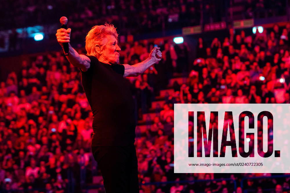 Roger Waters In Concert Roger Waters performs live at Mediolanum Forum in Milano, Italy, on March 28 2023 Milano Italy