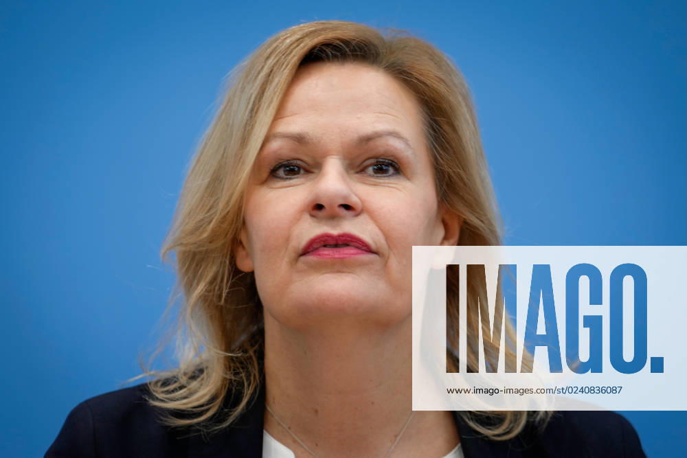 Bundespressekonferenz zur Polizeiliche Kriminalstatistik 2022 Aktuell,30.03.2023, Berlin, Bundesministerin des Innern und für Heimat Nancy Faeser im Portrait bei der Bundespressekonferenz in Berlin bei der Polizeiliche Kriminalstatistik 2022