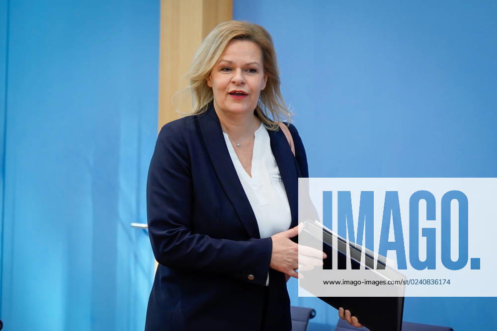Bundespressekonferenz zur Polizeiliche Kriminalstatistik 2022 Aktuell,30.03.2023, Berlin, Bundesministerin des Innern und für Heimat Nancy Faeser im Portrait bei der Bundespressekonferenz in Berlin bei der Polizeiliche Kriminalstatistik 2022