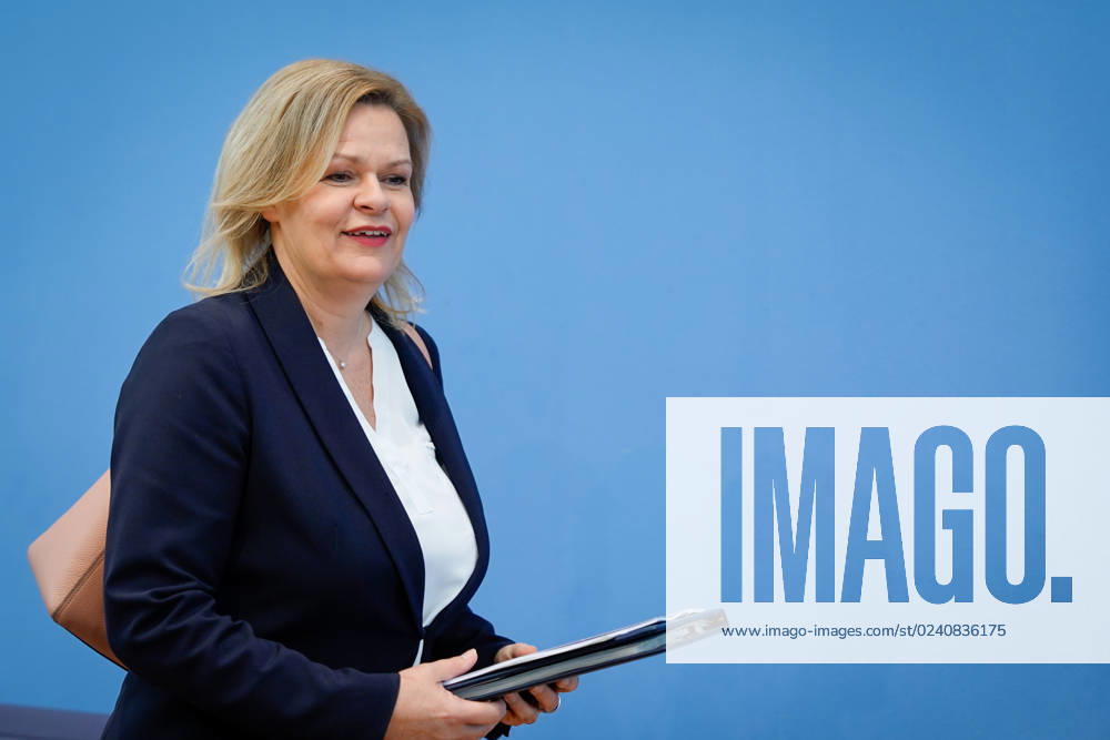 Bundespressekonferenz zur Polizeiliche Kriminalstatistik 2022 Aktuell,30.03.2023, Berlin, Bundesministerin des Innern und für Heimat Nancy Faeser im Portrait bei der Bundespressekonferenz in Berlin bei der Polizeiliche Kriminalstatistik 2022