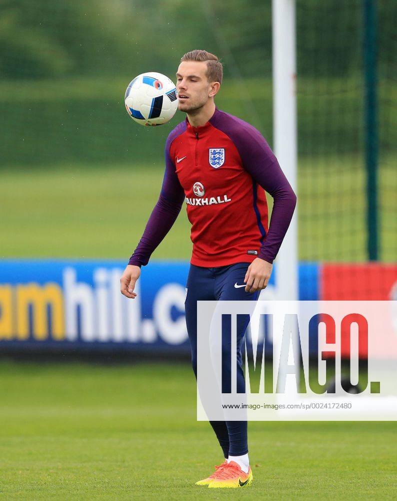 England s Jordan Henderson during a training session at Watford FC s Training Ground, London Colney. Picture date: June 01, 2016. Pic David Klein Sportimage .