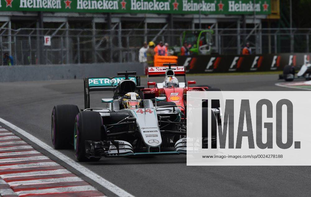 Lewis Hamilton; Mercedes Grand Prix, Sebastian Vettel, Scuderia Ferrari, formula 1 GP, Kanada in Montreal, 11.06.2016 Photo:mspb Jerry Andre Lewis Hamilton; Sebastian Vettel, formula 1 GP, Kanada