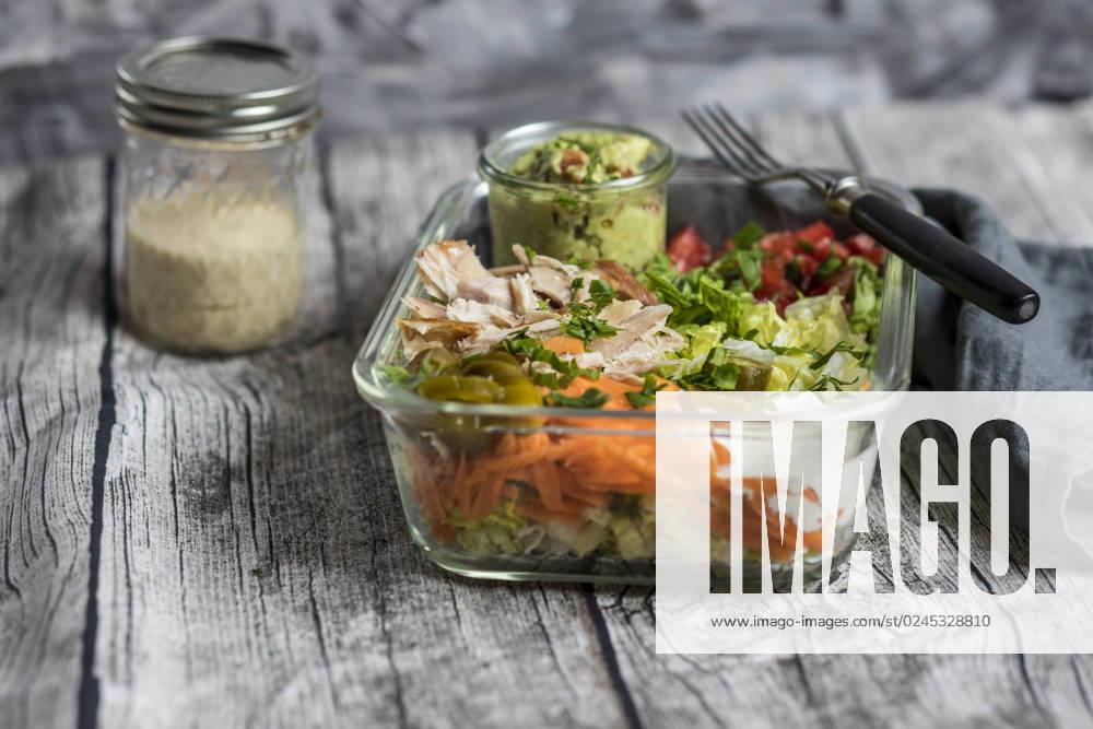 Bowl of vegetable salad with chicken meat, SBDF04610