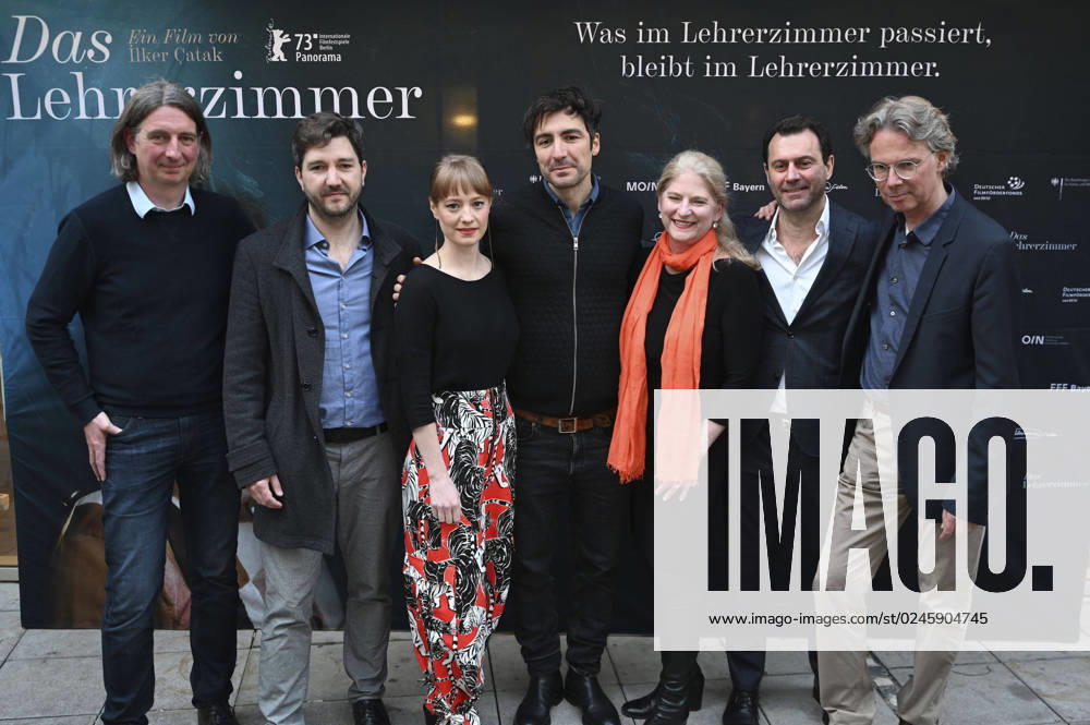 Tobias Lehmann, Johannes Duncker, Leonie Benesch, Ilker Catak, Judith Erber, Fabien Arseguel und Ingo Fliess bei der Premiere des Kinofilms Das Lehrerzimmer in den City Kinos in München