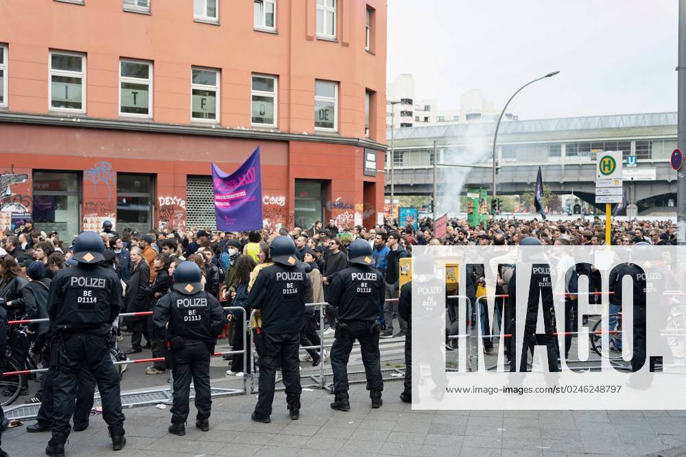 Berlin,Deutschland,Tag der Arbeit,Impressionen von der Revolutionären 1. Mai-Demo am Kottbusser Tor.