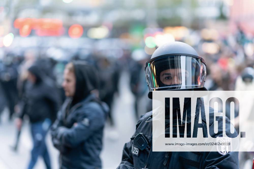 Berlin,Deutschland,Tag der Arbeit,Impressionen von der Revolutionären 1. Mai-Demo am Kottbusser Tor.