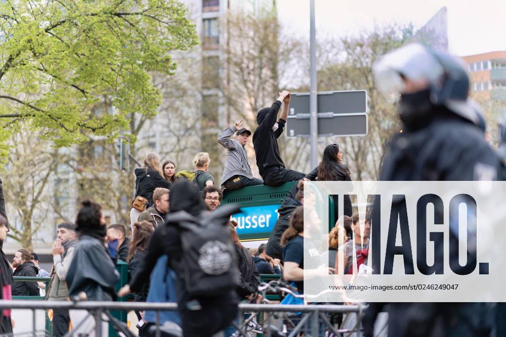Berlin,Deutschland,Tag der Arbeit,Impressionen von der Revolutionären 1. Mai-Demo am Kottbusser Tor.