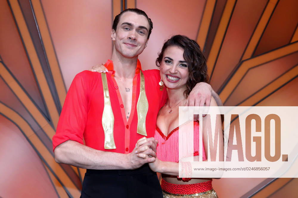 Timon Krause und Ekaterina Leonova in der zehnten Live-Show der 16. Staffel der RTL-Tanzshow Let s Dance im MMC Coloneum. Köln
