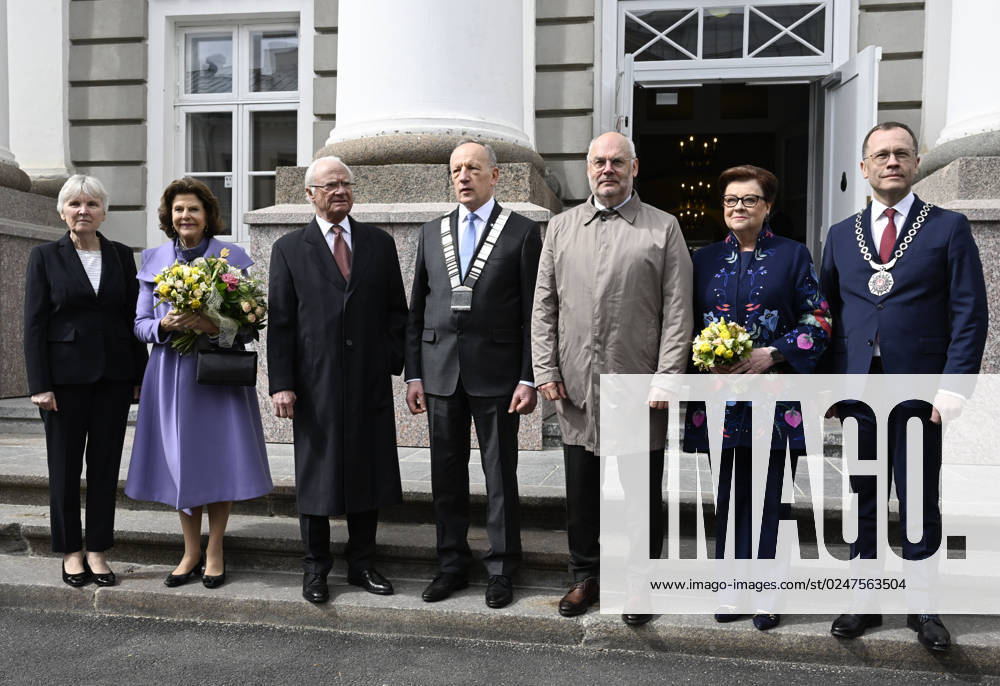 Queen Silvia and King Carl Gustaf together with Rector Toomas Asser, President Alar Karis, Sirje Karis and Mayor of Tartu Urmas Klaas outside the university The King and Queen are on an official visit to Estonia 2 4 May 2023 TARTU ESTONIA