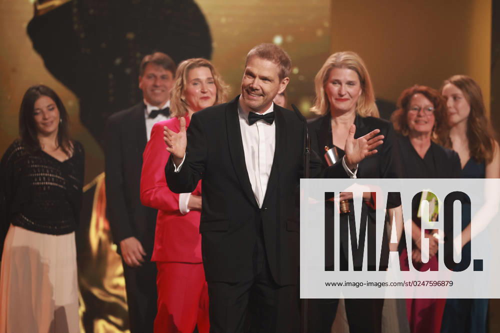 Deutscher Filmpreis 2023 BESUCHERSTÄRKSTER FILM Gewinner Die Schule der Magischen Tiere bei der Verleihung der Lola - Deutscher Filmpreis 2023 im Theater am Potsdamer Platz in Berlin 12.05.2023