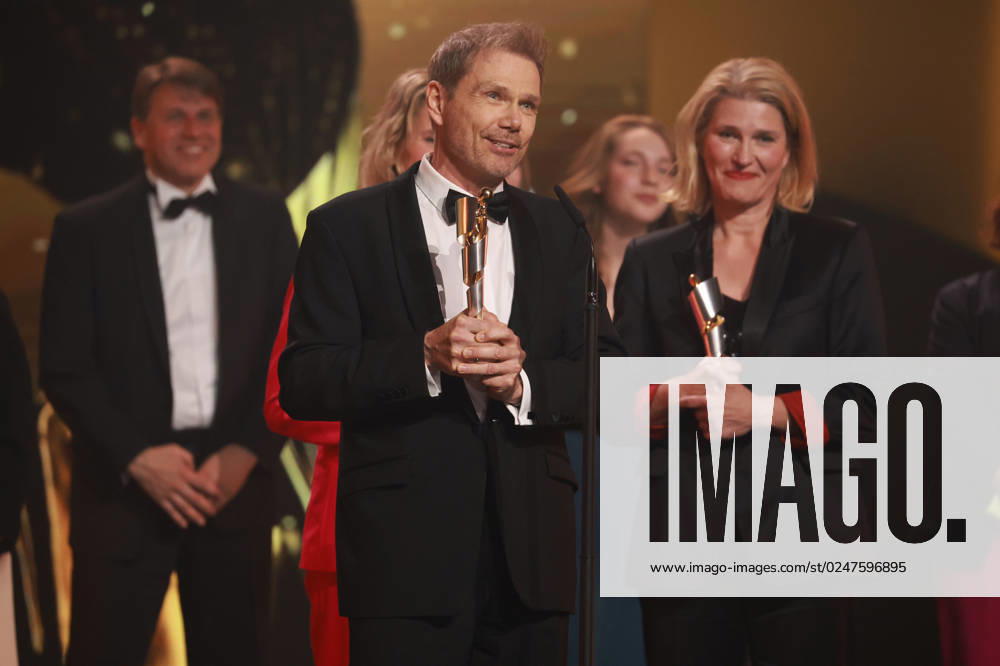 Deutscher Filmpreis 2023 BESUCHERSTÄRKSTER FILM Gewinner Die Schule der Magischen Tiere bei der Verleihung der Lola - Deutscher Filmpreis 2023 im Theater am Potsdamer Platz in Berlin 12.05.2023