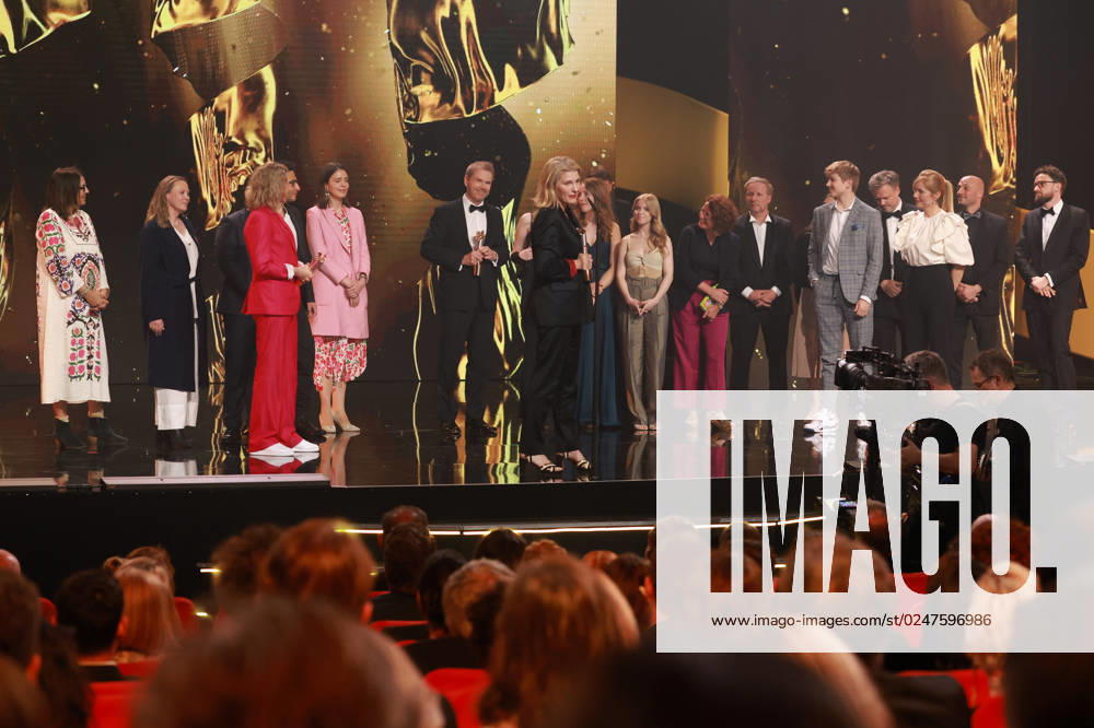 Deutscher Filmpreis 2023 BESUCHERSTÄRKSTER FILM Gewinner Die Schule der Magischen Tiere bei der Verleihung der Lola - Deutscher Filmpreis 2023 im Theater am Potsdamer Platz in Berlin 12.05.2023