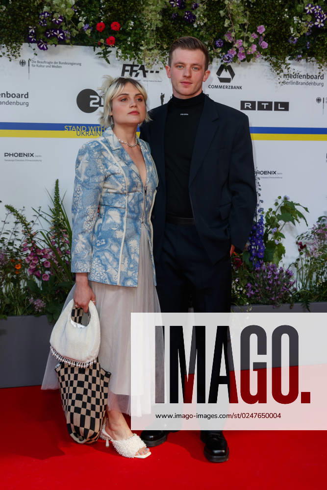 Event - Deutscher Filmpreis 2023 Mala Emde und Jannis Niewoehner beim 73. Deutschen Filmpreis im Theater am Potsdamerplatz am 12.05.2023 in Berlin.