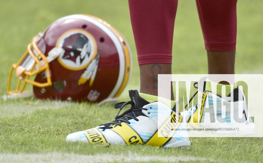 Landover, Maryland, United States of America - Close-up of the shoes Washington Redskins wide receiver DeSean Jackson (11) is wearing during warm-ups prior to the game against the Cleveland Browns at FedEx Field in Landover, Maryland on October 2, 2016. Earlier in the day, the Redskins released the a statement about Jackson s shoes. Jackson is quoted as saying œToday is the start of my attempts to be part of a solution and start dialogue about the senseless killings of both citizens and police. I have chosen to wear these cleats in pregame today to use my platform as a pro athlete to add to this discussion. This isnt meant to be any kind of protest against the good men and women in law enforcement in this country. I just want to express my concern in a peaceful and productive way about issues that are currently impacting our country. The team added œWe stand in support of both DeSean and the law enforcement community. We have great respect for law enforcement and the sacrifices they make each and every day to protect and serve our communities. We continue to have open dialogue with our players about issues that are important to them and support their efforts to bring awareness to those issues when done in a responsible manner..Credit: CNP Cleveland Browns v. Washington Redskins - ZUMAs152