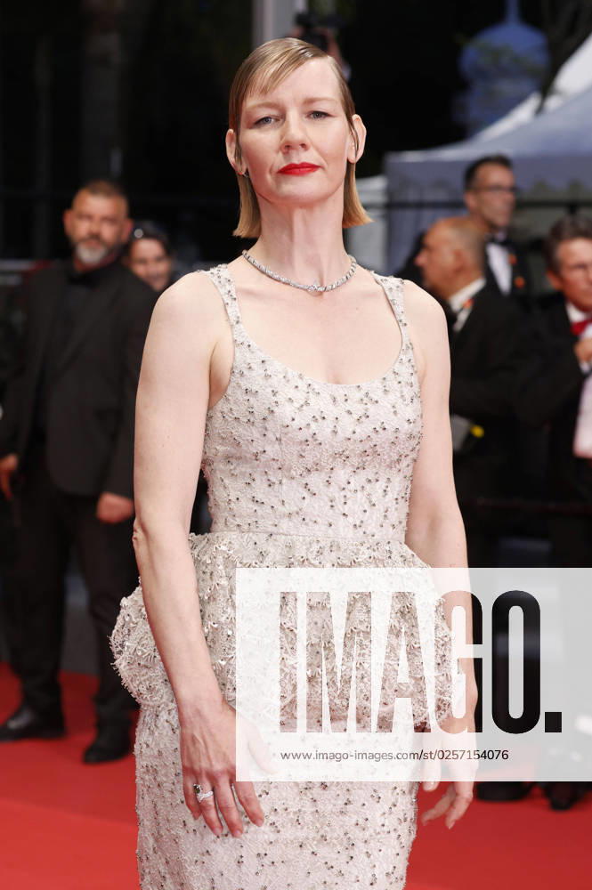 Sandra Hüller bei der Premiere des Kinofilms Les filles d Olfa Four Daughters auf dem Festival de Cannes 2023 76. Internationale Filmfestspiele von Cannes im Palais des Festivals. Cannes