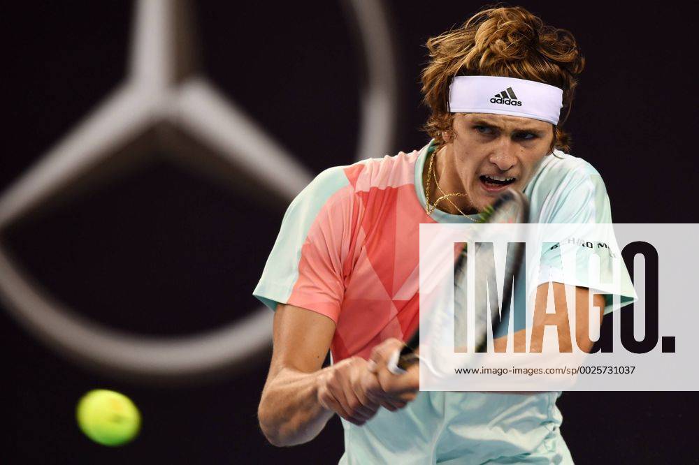 (161007) -- BEIJING, Oct. 7, 2016 -- Alexander Zverev of Germany hits a return to David Ferrer of Spain during their men s singles quarterfinal match at the China Open tennis tournament in Beijing, capital of China, Oct. 7, 2016. David Ferrer won by 2-1. ) (SP)CHINA-BEIJING-TENNIS-CHINA OPEN (CN) JuxHuanzong