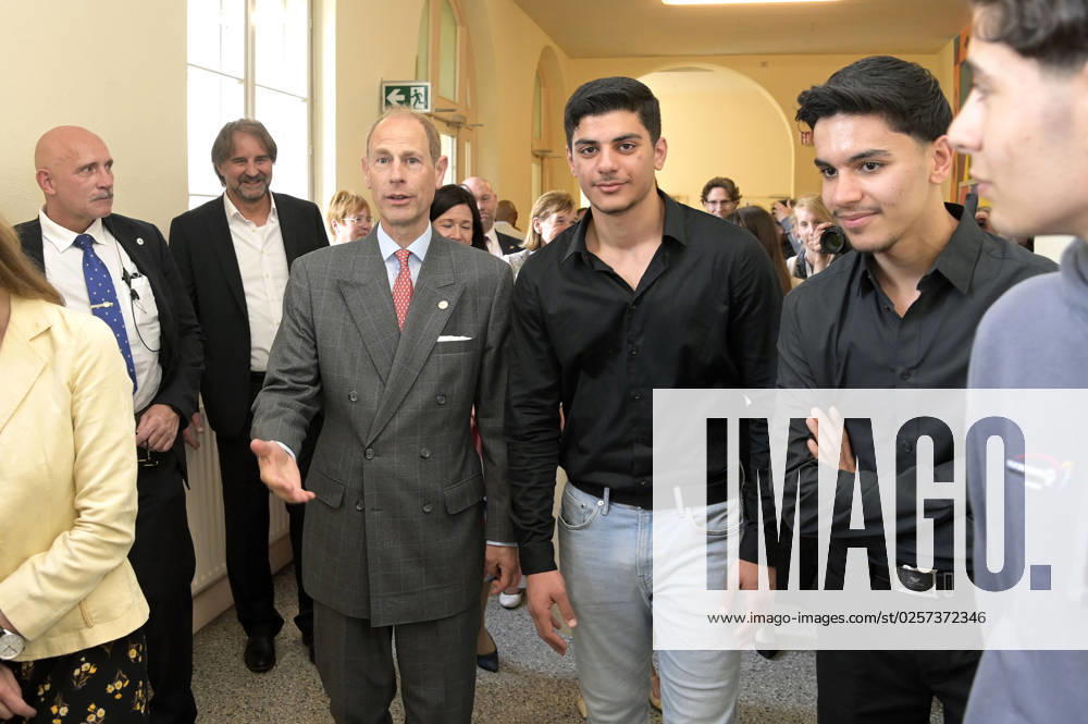 Prinz Edward beim Besuch der Schule am Schillerpark im Rahmen der Verleihung des Duke Award im Wedding. Berlin