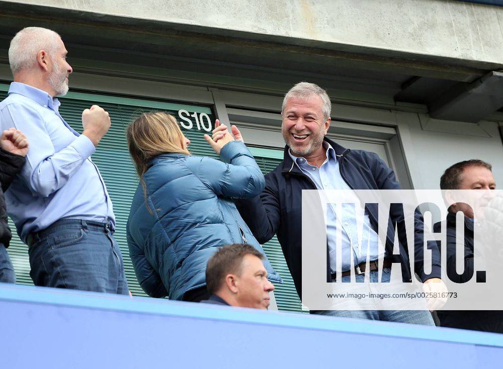 Chelsea s Roman Abramovich celebrates his sides third goal during the Premier League match at Stamford Bridge Stadium, London. Picture date October 15th, 2016 Pic David Klein Sportimage .