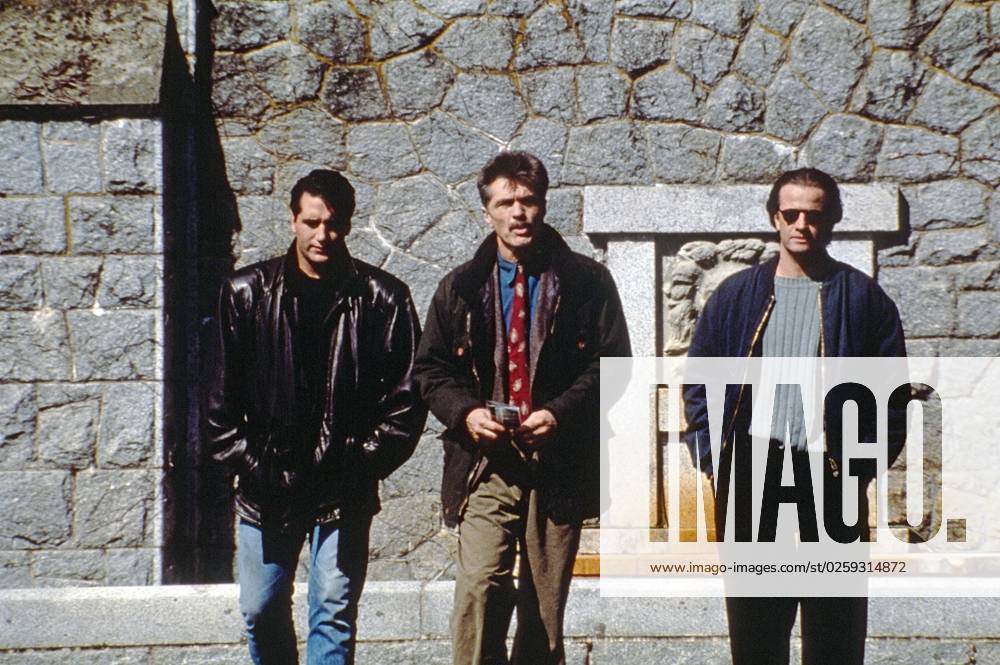 KNIGHT MOVES, from left: Daniel Baldwin, Tom Skerritt, Christopher Lambert, 1992. ?Interstar Courtesy Everett CollectionMSDKNMO IE002 PUBLICATIONXNOTxINxCANxCHNxFRAxITAxJPNxNORxPOLxRUSxESPxUKxUSA