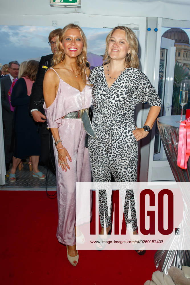 Party - Bertelsmann Laura Karasek und Lisa Feller bei der Bertelsmann Party 2023 in der Bertelsmann Hauptstadtrepräsentanz am 15.06.2023 in Berlin.
