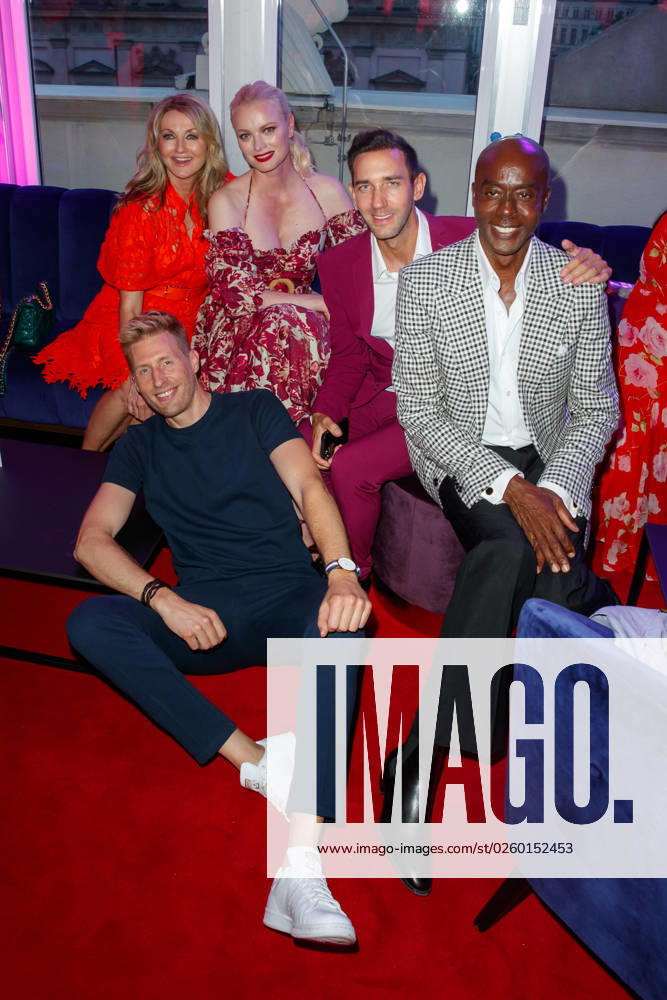Party - Bertelsmann Frauke Ludowig, Franziska Knuppe, Marcel Remus, Bruce Darnell und Maximilian Arland bei der Bertelsmann Party 2023 in der Bertelsmann Hauptstadtrepräsentanz am 15.06.2023 in Berlin.