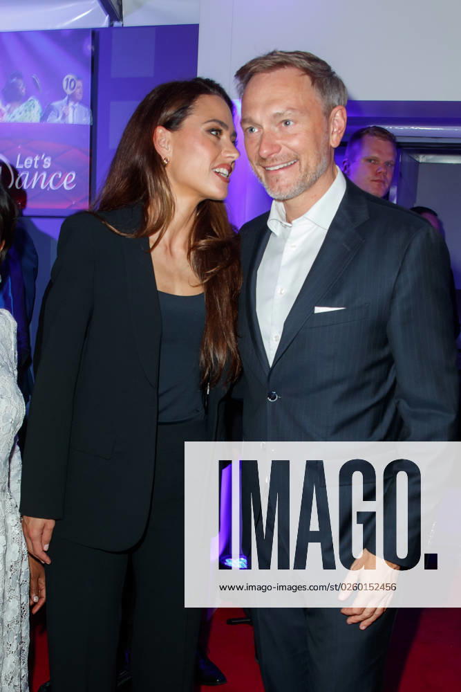 Party - Bertelsmann Christian Lindner mit Ehefrau Franca Lehfeldt bei der Bertelsmann Party 2023 in der Bertelsmann Hauptstadtrepräsentanz am 15.06.2023 in Berlin.