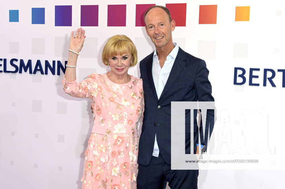 Liz Mohn und Thomas Rabe bei der Bertelsmann Party 2023 in der Bertelsmann Repräsentanz Unter den Linden. Berlin