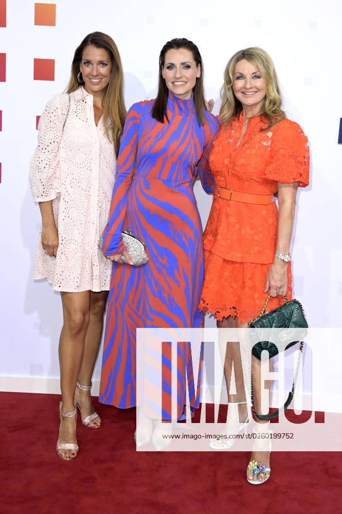 Elena Bruhn, Bella Lesnik und Frauke Ludowig bei der Bertelsmann Party 2023 in der Bertelsmann Repräsentanz Unter den Linden. Berlin