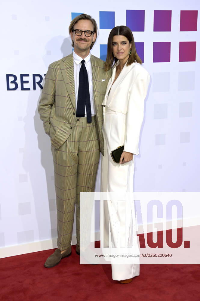 Marie Nasemann mit Ehemann Sebastian Tigges bei der Bertelsmann Party 2023 in der Bertelsmann Repräsentanz Unter den Linden. Berlin