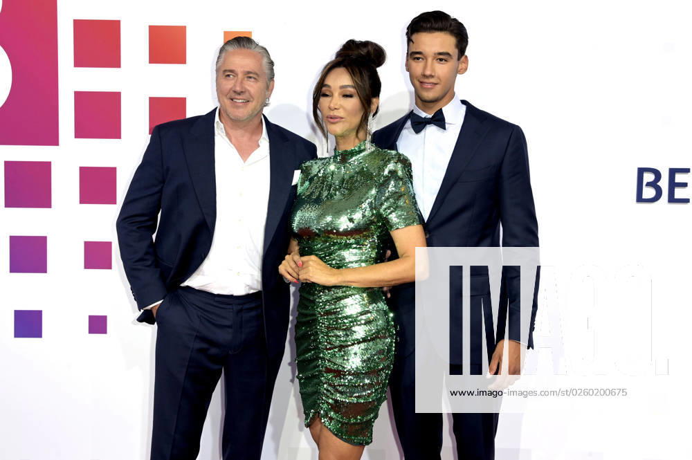 Verona Pooth mit Ehemann Franjo Pooth und Sohn San Diego Pooth bei der Bertelsmann Party 2023 in der Bertelsmann Repräsentanz Unter den Linden. Berlin