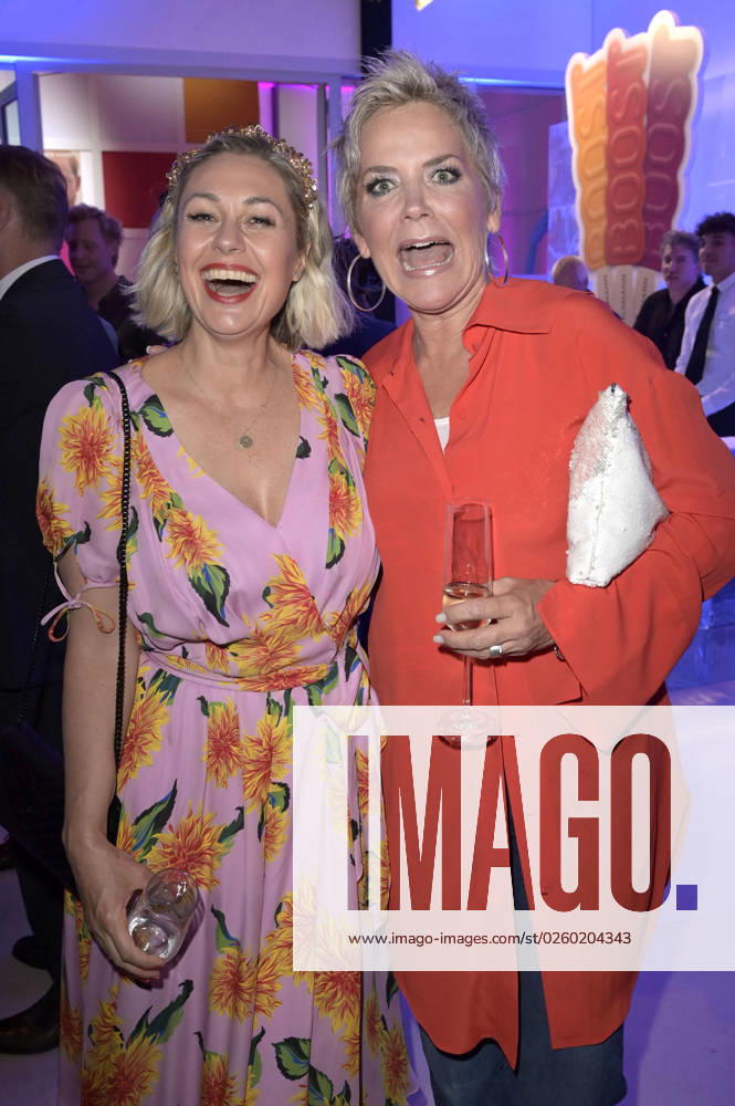 Ruth Moschner und Inka Bause bei der Bertelsmann Party 2023 in der Bertelsmann Repräsentanz Unter den Linden. Berlin