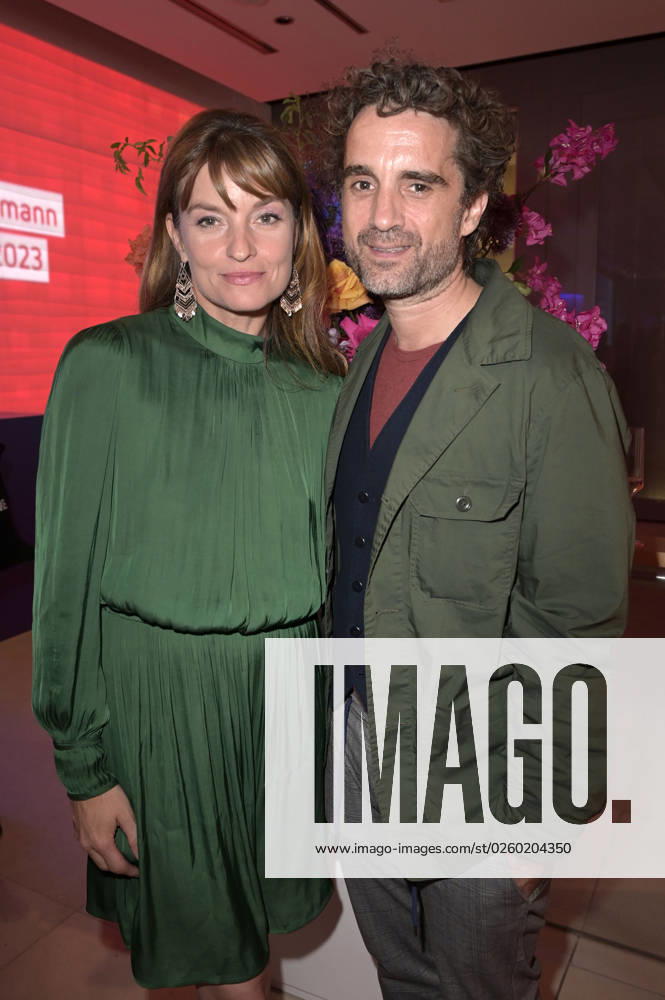 Ina Paule Klink und Oliver Wnuk bei der Bertelsmann Party 2023 in der Bertelsmann Repräsentanz Unter den Linden. Berlin