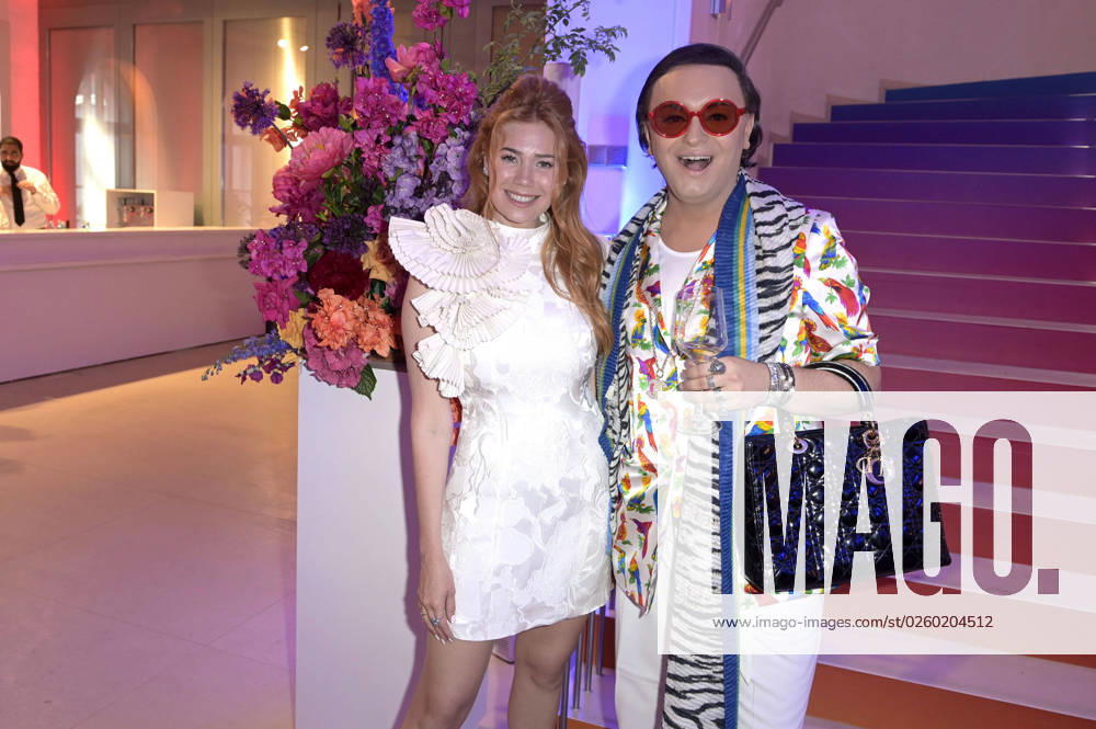 Palina Rojinski und Julian F.M. Stoeckel bei der Bertelsmann Party 2023 in der Bertelsmann Repräsentanz Unter den Linden. Berlin