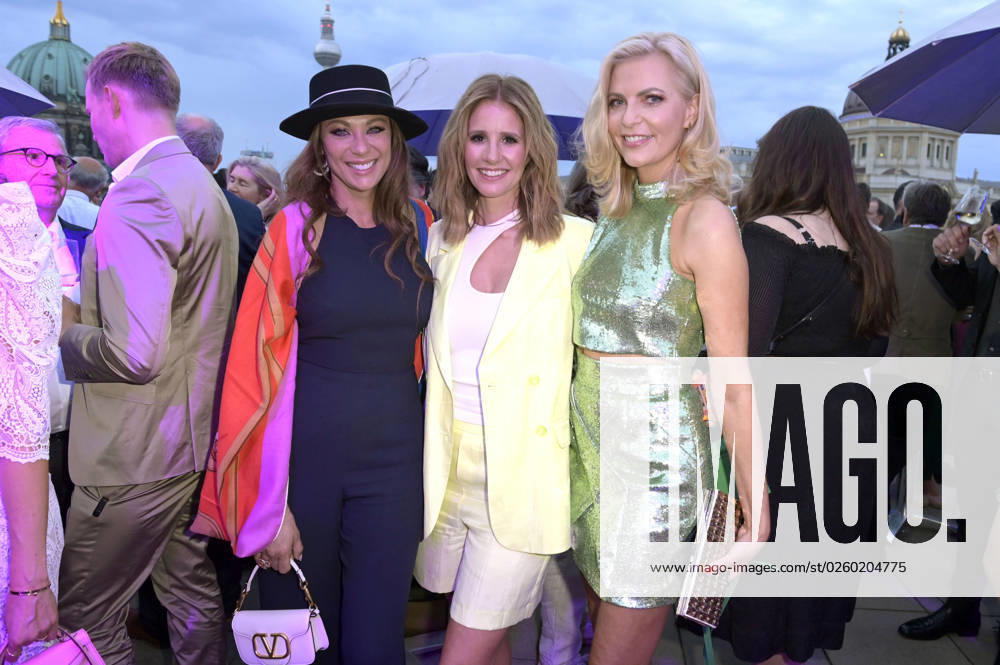 Lilly Becker, Mareile Höppner und Tanja Bülter bei der Bertelsmann Party 2023 in der Bertelsmann Repräsentanz Unter den Linden. Berlin