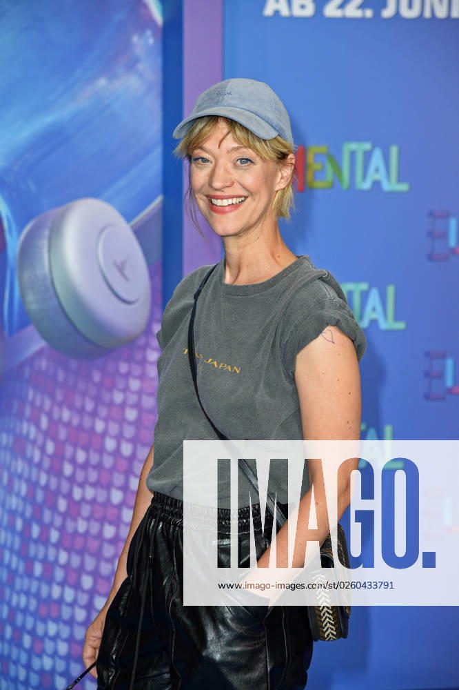 Heike Makatsch bei der Deutschlandpremiere von ELEMENTAL im Kino in der Kulturbrauerei am 18.06.2023