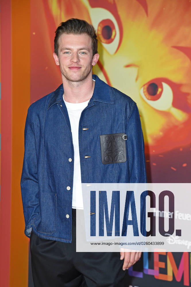 Jannis Niewoehner bei der Deutschlandpremiere von ELEMENTAL im Kino in der Kulturbrauerei am 18.06.2023