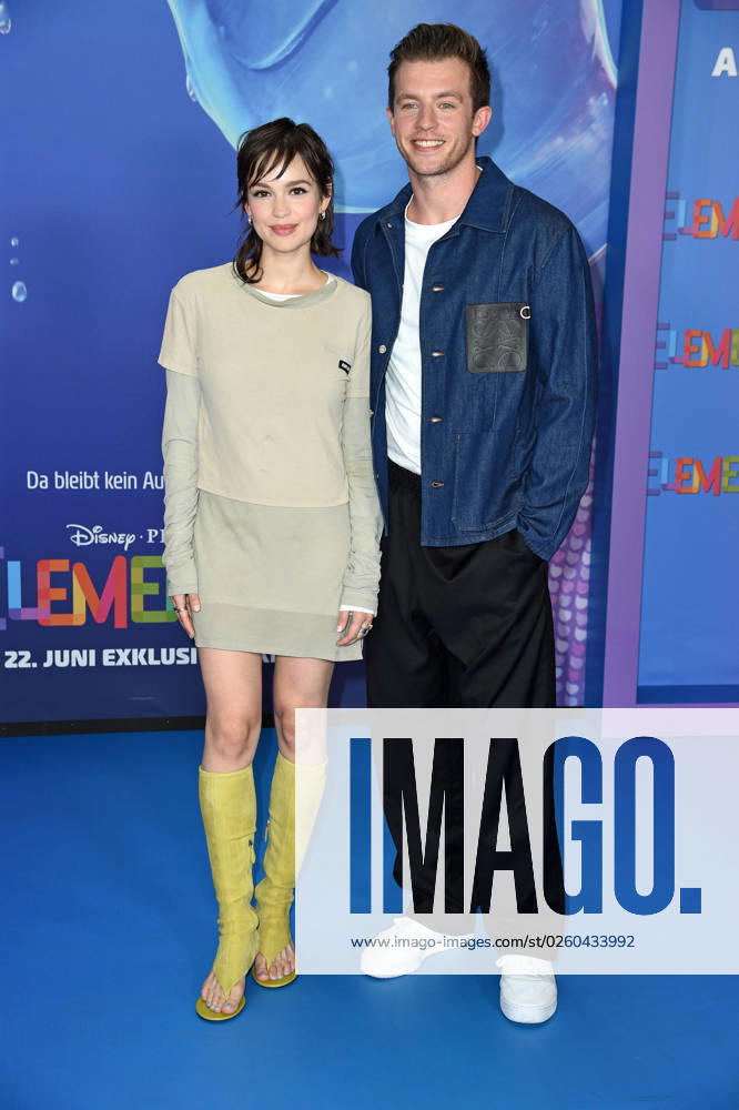 Emilia Schüle, Jannis Niewoehner bei der Deutschlandpremiere von ELEMENTAL im Kino in der Kulturbrauerei am 18.06.2023