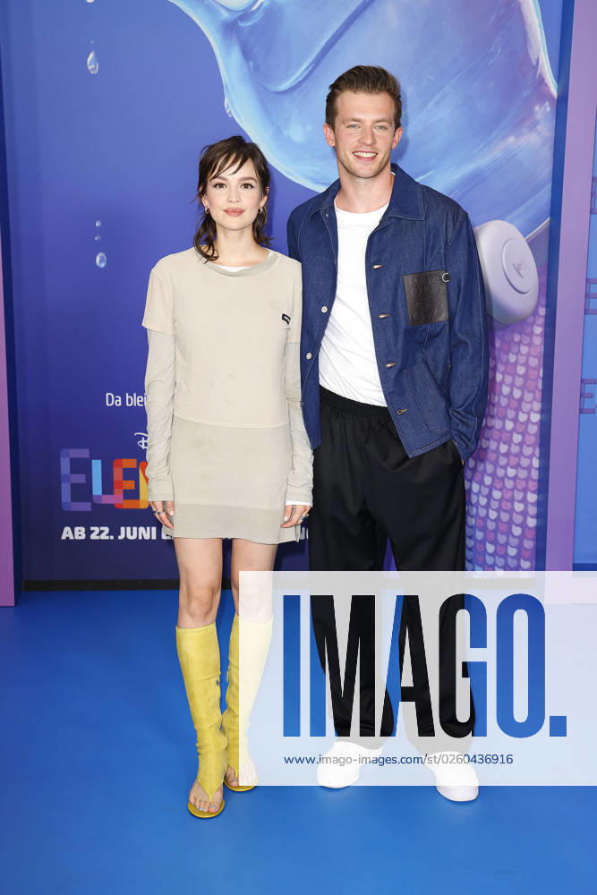 Emilia Schuele und Jannis Niewoehner bei der Elemental (Disney) Kino Premiere am 18.06.2023 in Berlin Disneys Elemental Filmpremiere in Berlin
