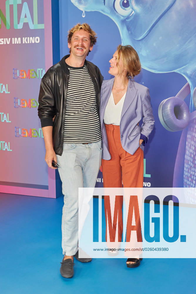 Sebastian Schwarz und Marie Burchard - Deutschlandpremiere von ELEMENTAL im Kino der Kulturbrauerei in Berlin am 18.06.2023. Deutschlandpremiere - ELEMENTAL