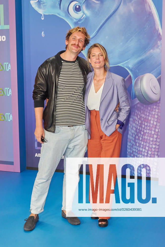 Sebastian Schwarz und Marie Burchard - Deutschlandpremiere von ELEMENTAL im Kino der Kulturbrauerei in Berlin am 18.06.2023. Deutschlandpremiere - ELEMENTAL