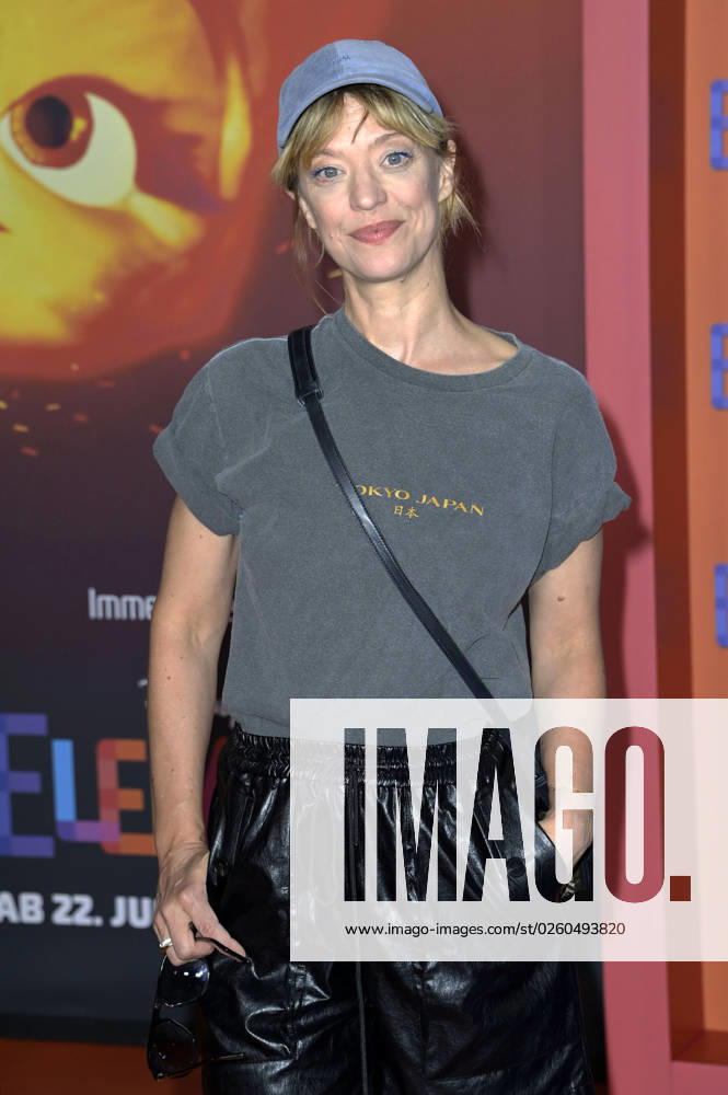 Heike Makatsch bei der Premiere des Kinofilms Elemental im Kino in der KulturBrauerei. Berlin