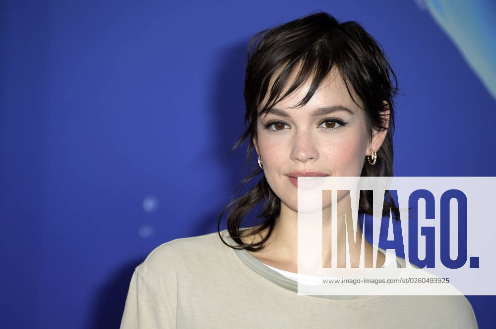 Emilia Schüle bei der Premiere des Kinofilms Elemental im Kino in der KulturBrauerei. Berlin