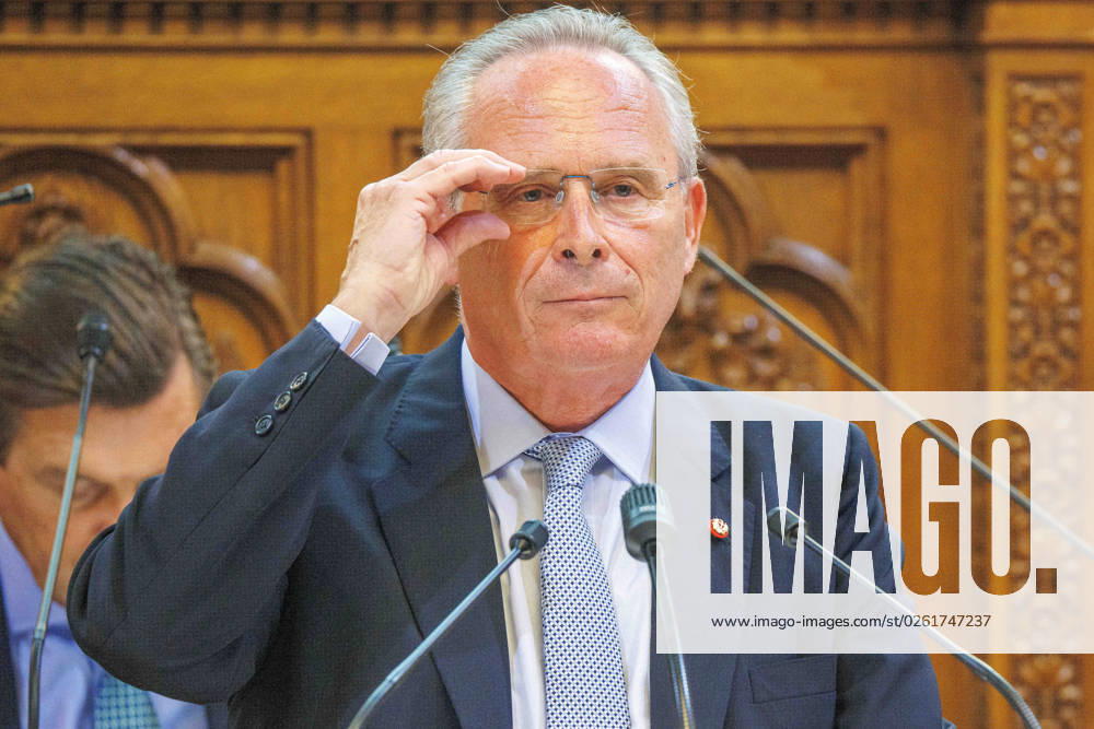 20230627 Wiener Gemeinderat - Rechnungsabschluss 2022 WIEN, OESTERREICH - JUNI 27: Abgeordneter zum Wiener Landtag und GemeinderatKarl Mahrer (OeVP)beim Wiener Gemeinderat - - Rechnungsabschluss 2022 im OeVP Lichtenfelsgasse am 27. Juni 2023 in Wien, Oesterreich. 230627_SEPA_10_032