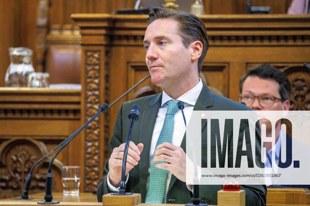 20230628 Wiener Gemeinderat - Rechnungsabschluss 2022 WIEN, OESTERREICH - JUNI 28: Abgeordneter zum Wiener Landtag und Gemeinderat Josef Mantl (OeVP) beim Wiener Gemeinderat - - Rechnungsabschluss 2022 im Rathaus am 28. Juni 2023 in Wien, Oesterreich. 230628_SEPA_10_026