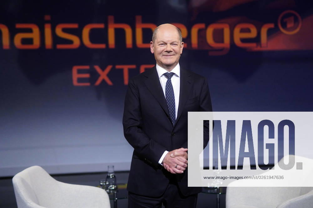 Olaf Scholz in der ARD-Talkshow maischberge extrar im Studio Berlin Adlershof. Berlin