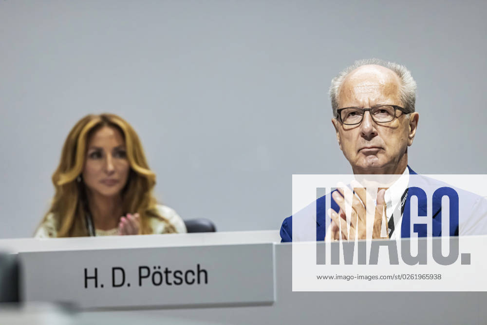 Hans Dieter Pötsch, Vorsitzender des Vorstands der Porsche Automobil Holding SE sowie Vorsitzender des Aufsichtsrats der Volkswagen AG. - Ordentliche Hauptversammlung 2023 der Porsche AG in der Porsche Arena Stuttgart. Erste Hauptversammlung nach dem Börsengang der Dr. Ing. h.c. F. Porsche AG im vergangenen September. 28.06.2023: Stuttgart, Baden-Württemberg, Deutschland, Europa