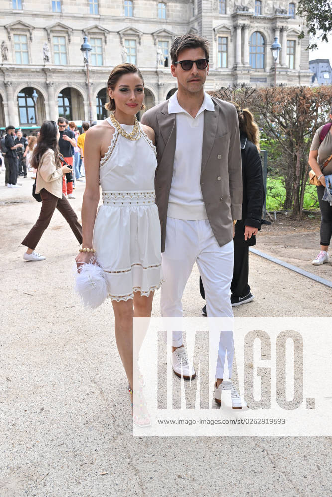 PFW Haute Couture Elie Saab Outside Arrivals JR Olivia Palermo and Johannes Huebl at Elie Saab show during Haute Couture Fashion Week in Paris, France on July 5, 2023. Photo by Julien Reynaud APS-Medias ABACAPRESS.COM Paris France