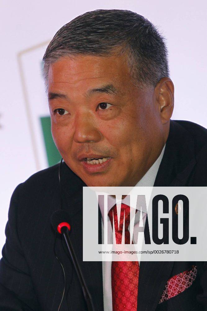 Conference de presse HNA Open de France - Chen Wenli NEWS : Conference de presse HNA Open de France - Paris - 09 01 2017 MichaelBaucher Panoramic