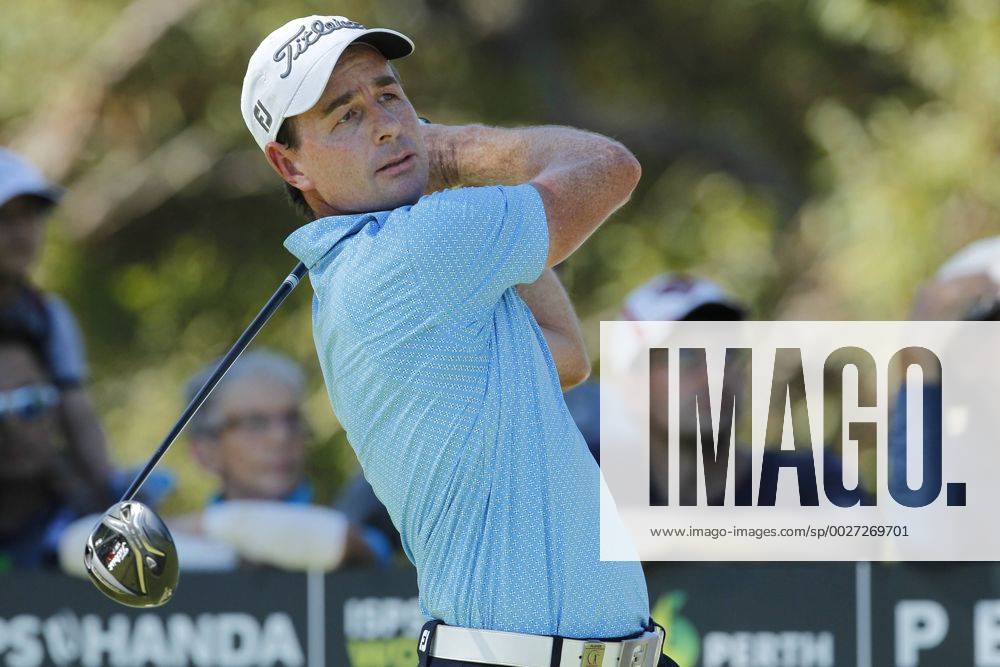 February 18th 2017, Lake Karrinyup Country Club, Perth, Western Australia, Australia; ISPS Handa World Super 6 Perth Golf Tournament Day 3 Brett Rumford (AUS) drives from the 15th tee during his round of 68 on day 3 Woodleyx ActionPlus11847448