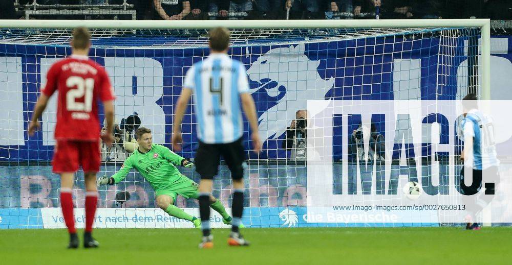 Muenchen, Deutschland, 17.03.2017, 2. Bundesliga 25. Spieltag, TSV 1860 Muenchen - FC Wuerzburger Kickers, Tor zum 2:0 Torschuetze Michael Liendl (TSV) ( DeFodi507